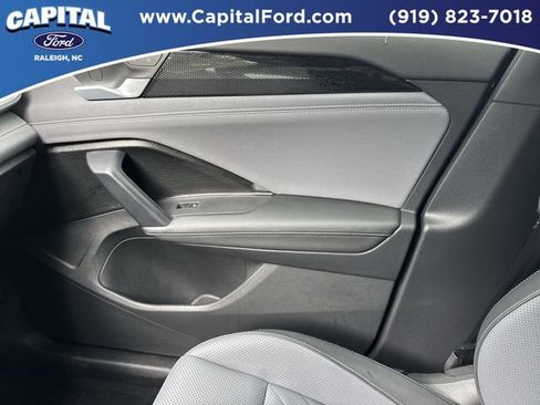 Used 2026 Volkswagen Tiguan SE R-Line AWD/4WD image 29