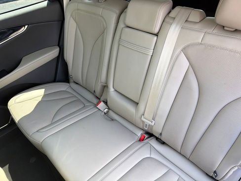 Used 2023 Lincoln Nautilus Reserve AWD/4WD image 24