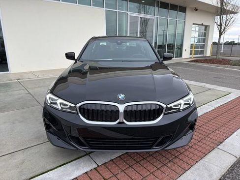 Used 2026 BMW 330i Sedan w/ Convenience Package RWD image 2