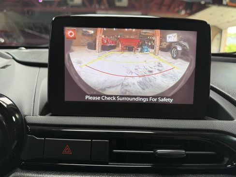 Used 2019 MAZDA MX-5 Miata RF Club RWD image 29