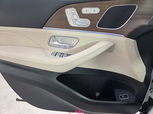 New 2026 Mercedes-Benz GLE 350 4MATIC image 16