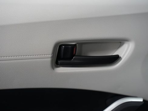 Certified 2026 Toyota Corolla Cross L FWD image 29