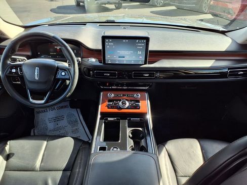 Certified 2023 Lincoln Aviator Reserve w/ Equipment Group 201A image 9