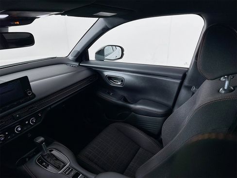 Used 2023 Honda HR-V Sport image 20