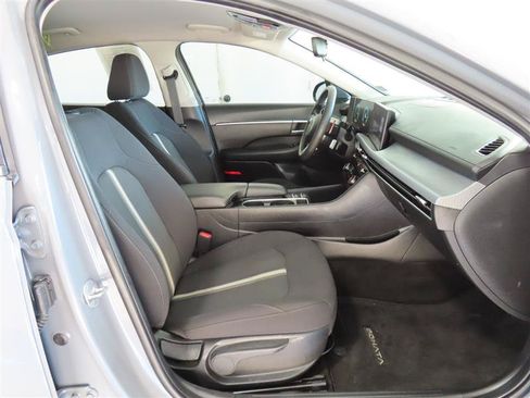 Used 2024 Hyundai Sonata SEL FWD image 33
