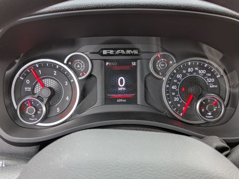 New 2026 RAM 2500 Tradesman AWD/4WD image 11
