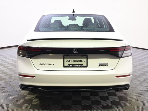 Used 2023 Honda Accord Sport image 5