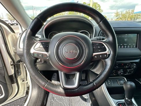 Used 2021 Jeep Compass Latitude w/ Sun and Sound Group image 12