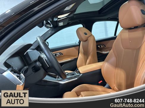 Certified 2022 BMW 330i xDrive 330i xDrive w/ Driving Assistance Package image 15