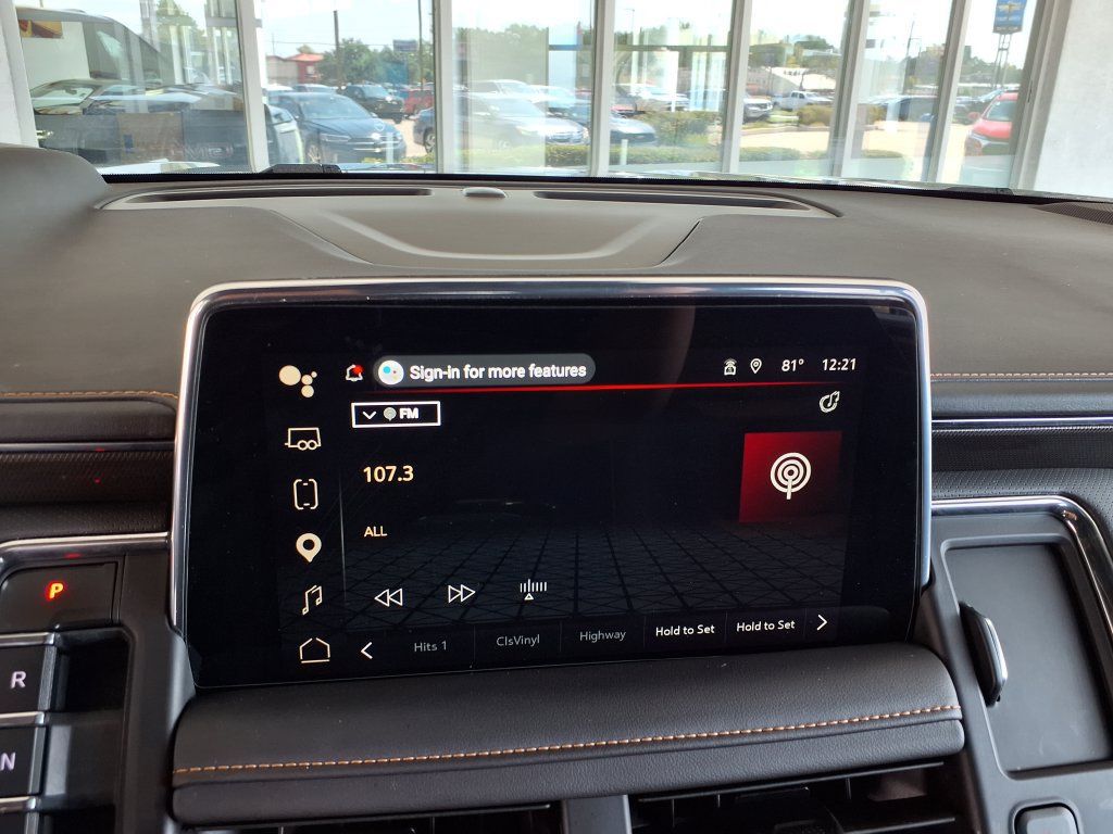 Used 2024 GMC Yukon AT4 w/ AT4 Premium Plus Package AWD/4WD image 28