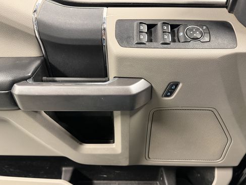 Used 2022 Ford F250 XLT w/ XLT Value Package image 22