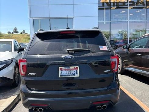 Used 2018 Ford Explorer Sport AWD/4WD image 2