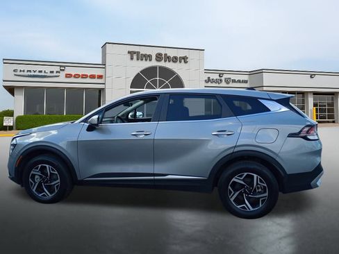 Used 2024 Kia Sportage LX AWD/4WD image 10