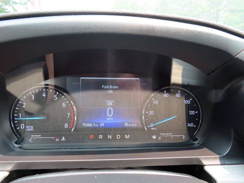 Used 2020 Ford Explorer XLT RWD image 27