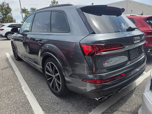 Used 2020 Audi SQ7 Prestige w/ Prestige Package AWD/4WD image 3