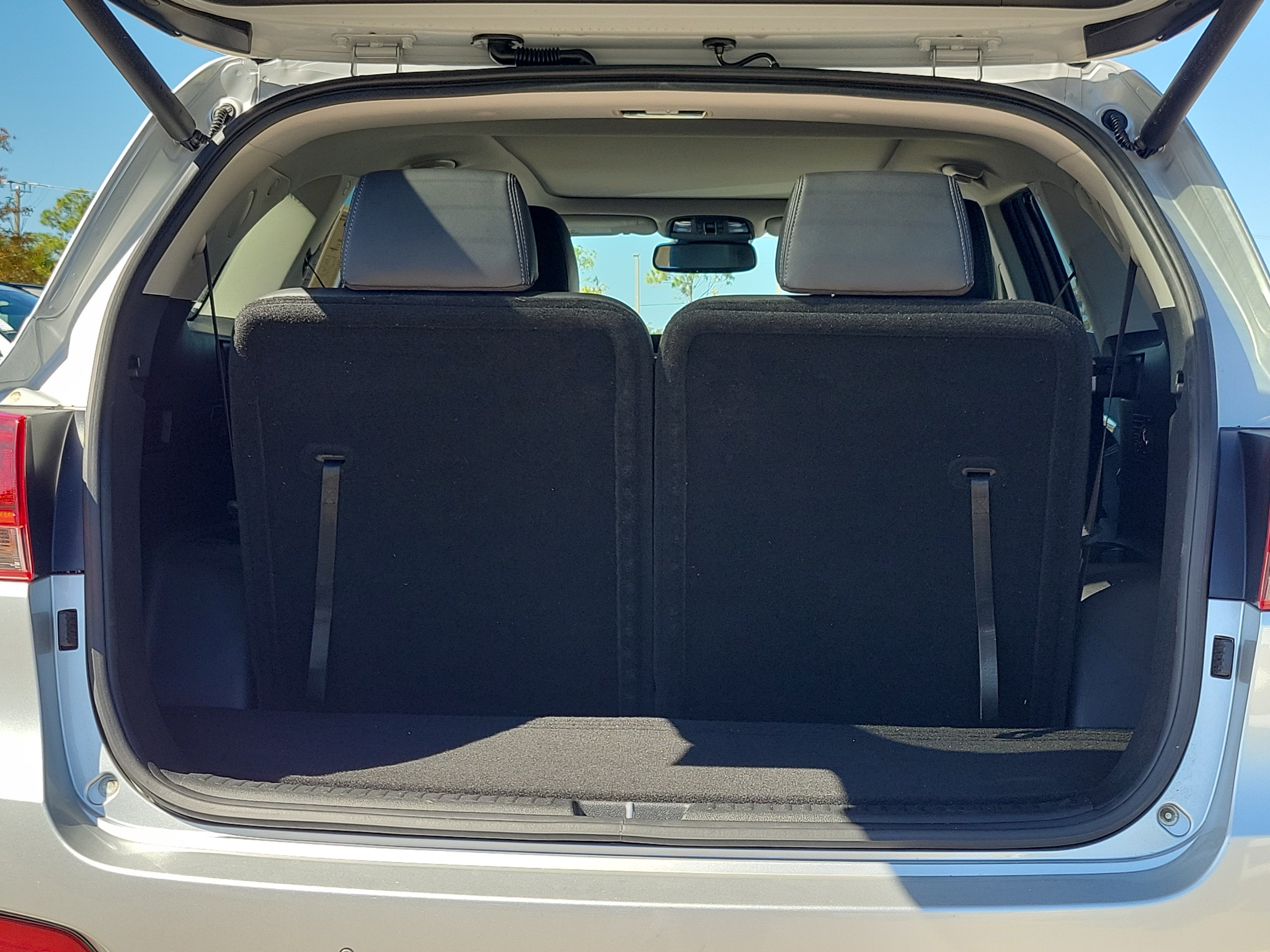 Used 2019 Kia Sorento EX w/ EX Touring Package FWD image 10
