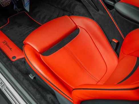 Certified 2022 Ferrari Roma RWD image 16