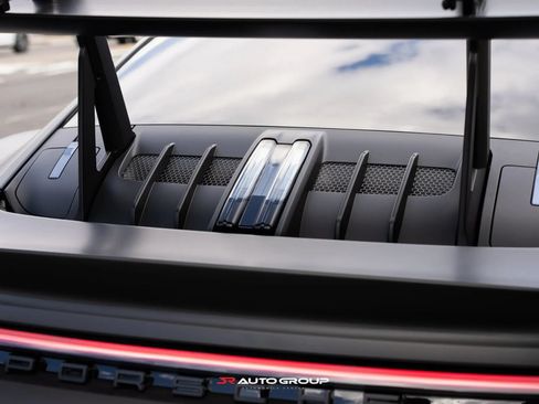 Used 2024 Porsche 911 GT3 RS RWD image 11