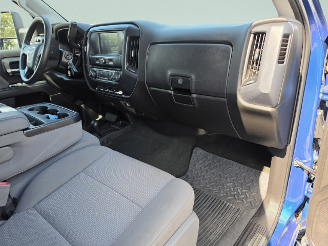 Used 2018 GMC Sierra 2500 4x4 Crew Cab w/ Sierra Convenience Package image 17