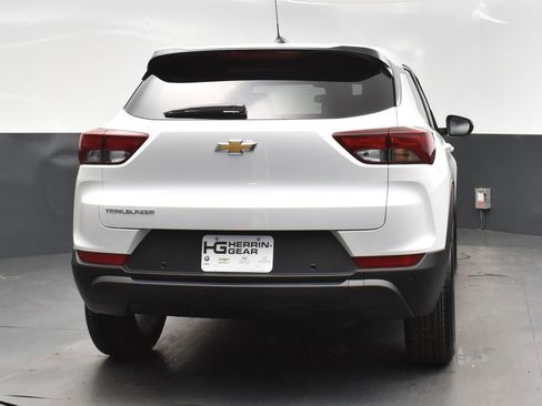New 2025 Chevrolet TrailBlazer LS w/ LS Convenience Package image 6