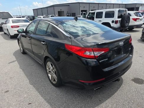 Used 2013 Kia Optima SX w/ Chrome Limited Pkg FWD image 3
