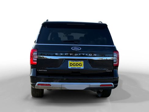 Used 2023 Ford Expedition Max Limited image 4