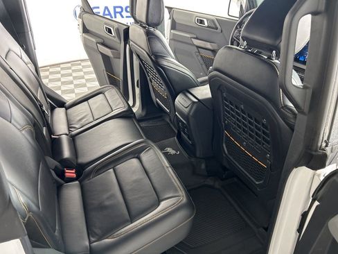 Used 2021 Ford Bronco Badlands image 30