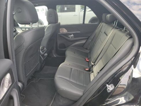 Used 2025 Mercedes-Benz GLE 350 4MATIC image 8