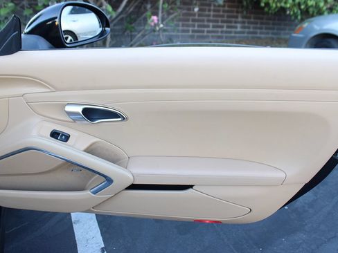 Used 2014 Porsche 911 Carrera 4S AWD/4WD image 49