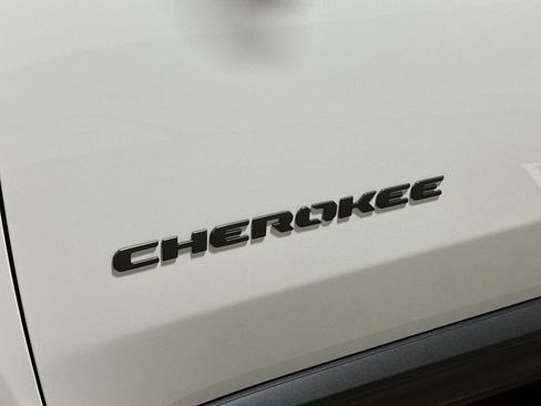 New 2026 Jeep Cherokee Laredo AWD/4WD image 25