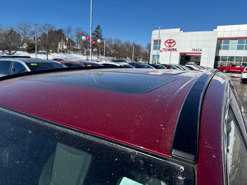 Used 2021 Toyota RAV4 XLE w/ Convenience Package image 44