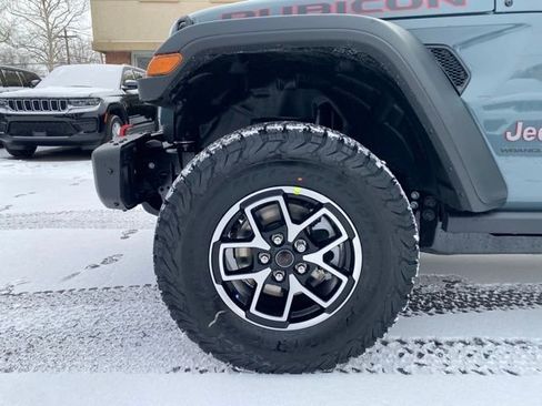 New 2026 Jeep Wrangler Unlimited Rubicon w/ Safety Group image 16