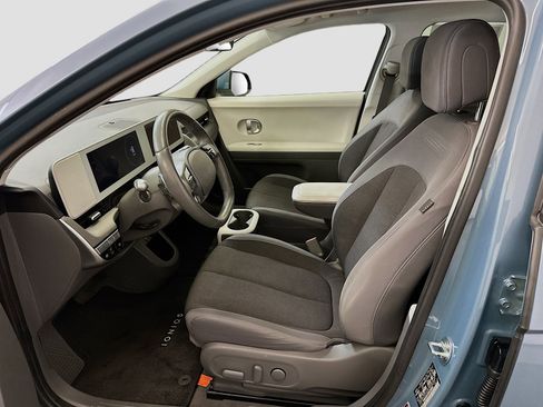 Used 2024 Hyundai Ioniq 5 SEL image 13