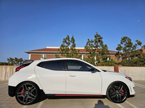 Used 2020 Hyundai Veloster N w/ Performance Package image 7