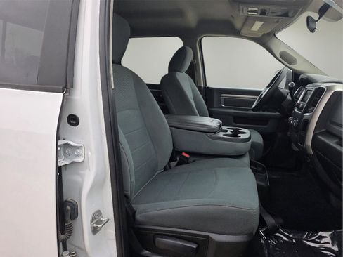 Used 2018 RAM 2500 SLT image 13