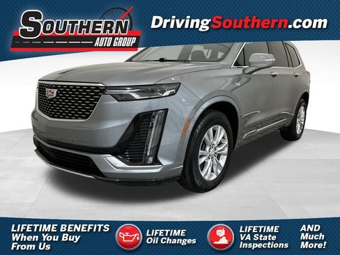 Used 2024 Cadillac XT6 Luxury w/ LPO, Floor Liner Package image 1