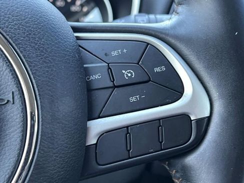 Used 2019 Jeep Compass Limited AWD/4WD image 24