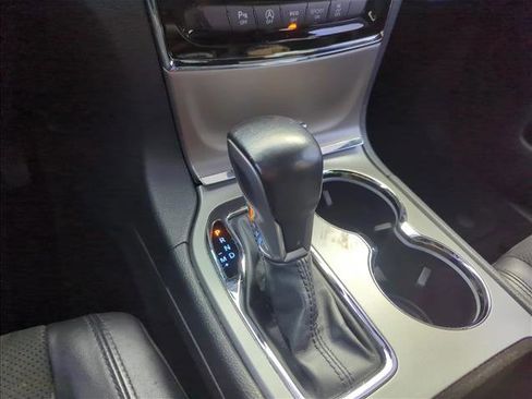 Used 2020 Jeep Grand Cherokee Altitude image 9