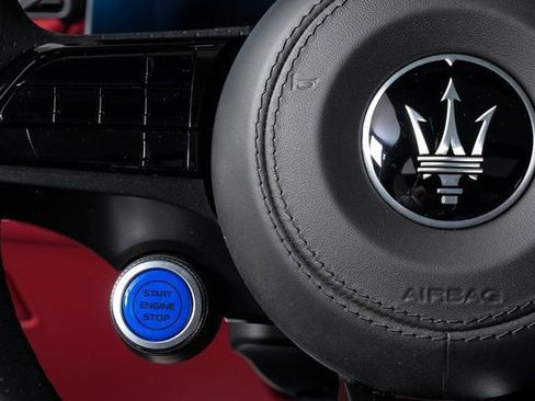 New 2026 Maserati Grecale Folgore AWD/4WD image 12