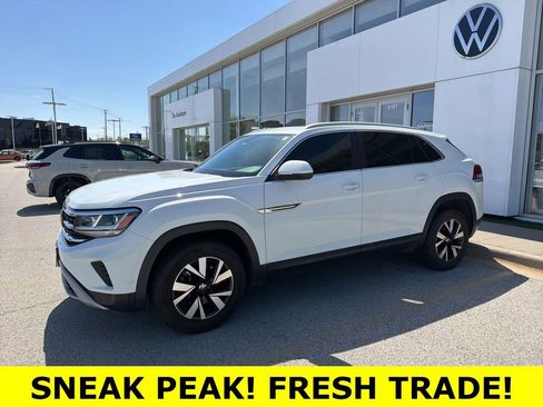 Used 2020 Volkswagen Atlas Cross Sport SEL AWD/4WD image 1