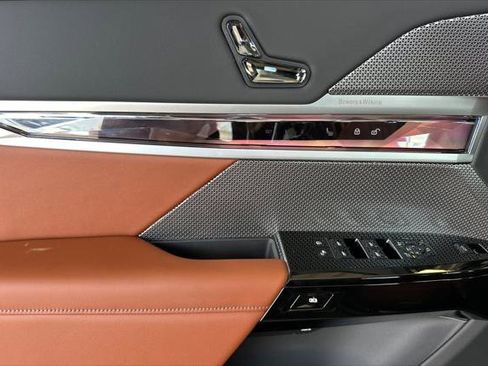 New 2026 BMW 760i xDrive L w/ Executive Package image 10