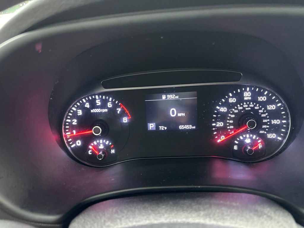Used 2022 Kia Soul LX FWD image 13