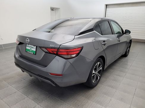 Used 2022 Nissan Sentra SV FWD image 9