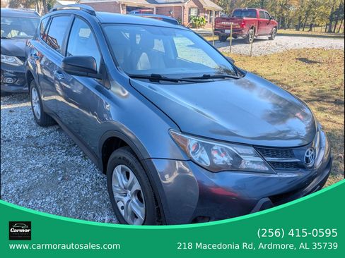 Used 2013 Toyota RAV4 LE FWD image 2