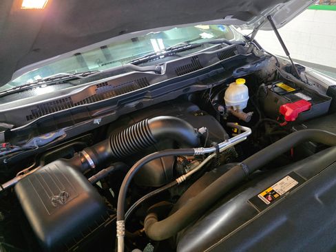 Used 2014 RAM 1500 Sport image 39