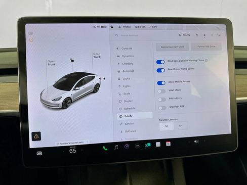 Used 2022 Tesla Model 3 Long Range AWD/4WD image 39