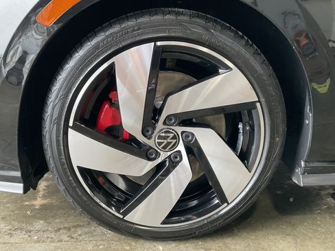 Used 2024 Volkswagen GTI S FWD image 10