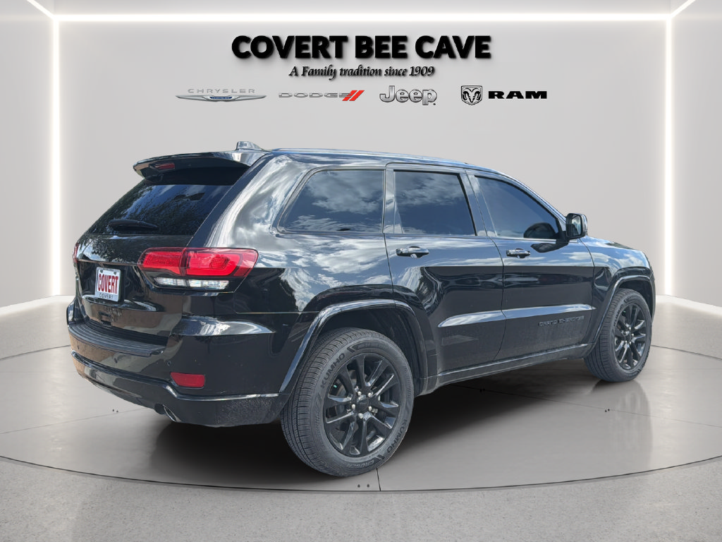 Used 2020 Jeep Grand Cherokee Altitude RWD image 10
