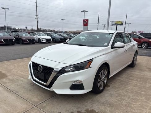 Used 2022 Nissan Altima 2.5 S image 4