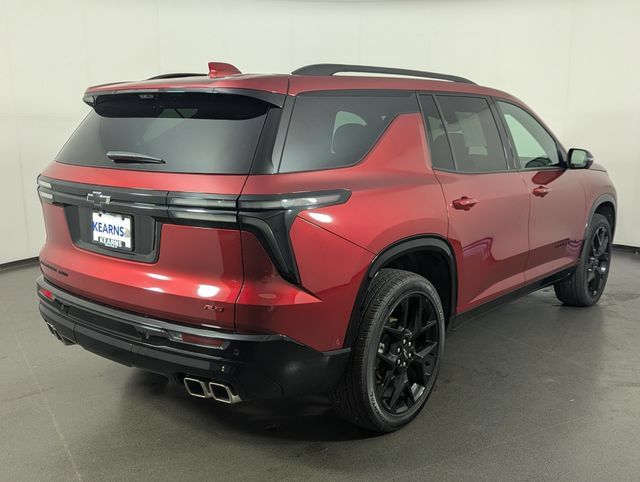 Used 2024 Chevrolet Traverse RS AWD/4WD image 7